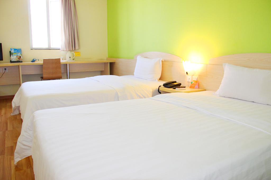 7Days Inn Dali Ancient Town דאלי חדר תמונה