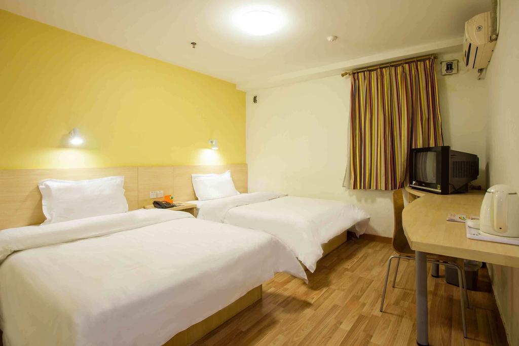 7Days Inn Dali Ancient Town דאלי חדר תמונה